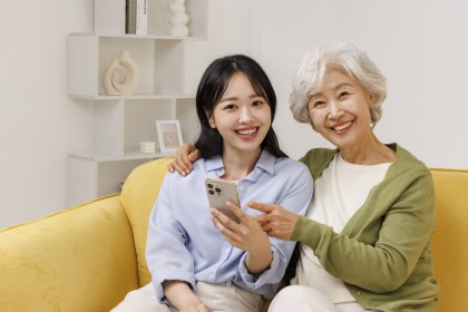 디지털 배움터 스마트폰 교실 수업 장면 📱 이미지